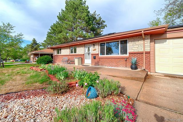 246 Lansing Street, Aurora, CO 80010