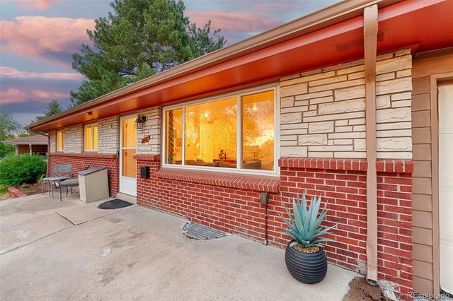 246 Lansing Street, Aurora, CO 80010