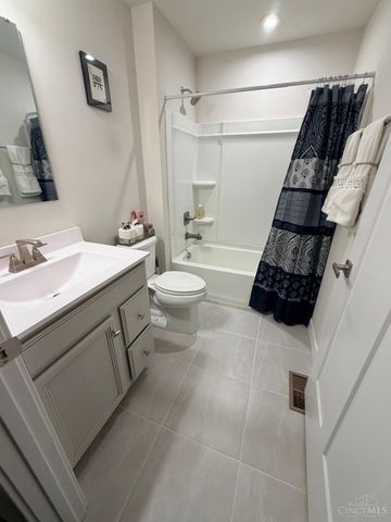 1283 Cavanaugh Lane, Harrison, OH 45030