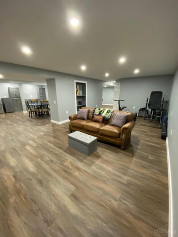 1283 Cavanaugh Lane, Harrison, OH 45030