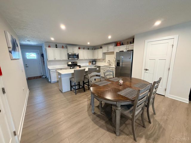 1283 Cavanaugh Lane, Harrison, OH 45030