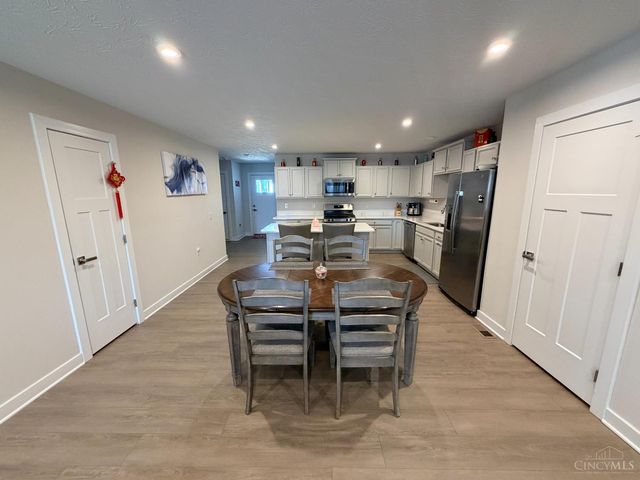 1283 Cavanaugh Lane, Harrison, OH 45030