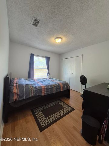 8513 ROCKRIDGE Drive, Jacksonville, FL 32244