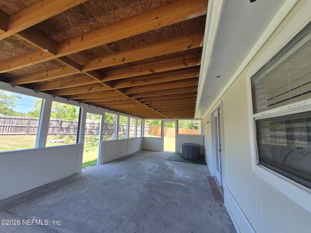 8513 ROCKRIDGE Drive, Jacksonville, FL 32244