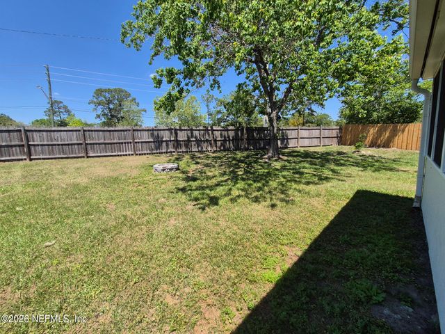 8513 ROCKRIDGE Drive, Jacksonville, FL 32244