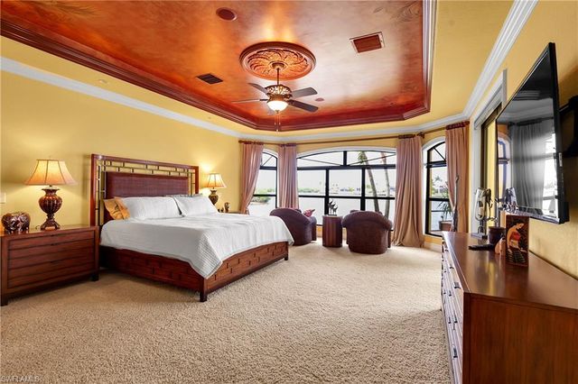 879 W Cape Estates CIR, Cape Coral, FL 33993