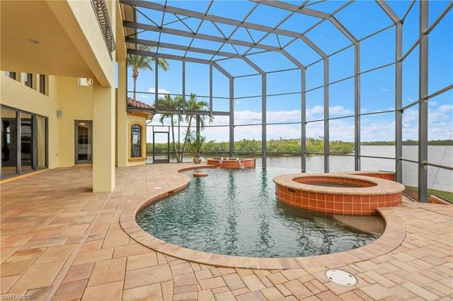 879 W Cape Estates CIR, Cape Coral, FL 33993