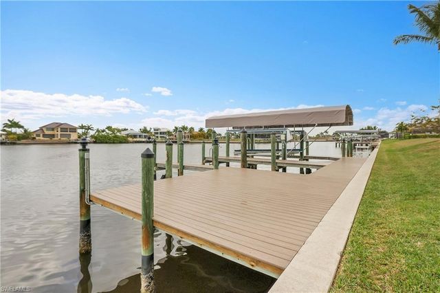 879 W Cape Estates CIR, Cape Coral, FL 33993