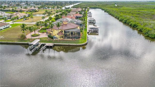 879 W Cape Estates CIR, Cape Coral, FL 33993