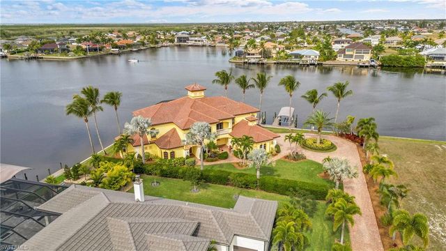 879 W Cape Estates CIR, Cape Coral, FL 33993