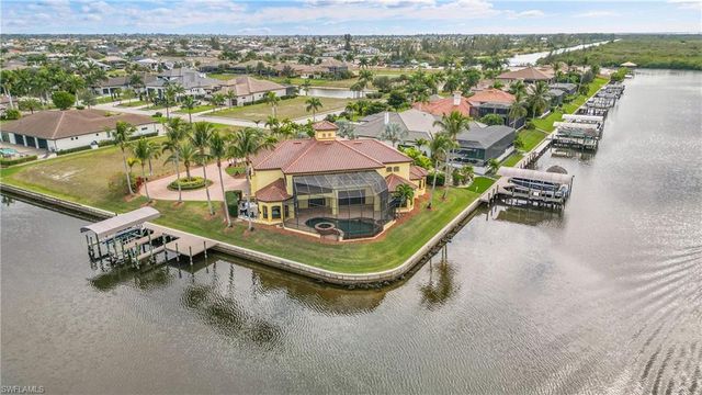 879 W Cape Estates CIR, Cape Coral, FL 33993