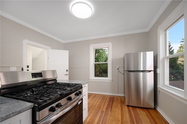 25 Sessions Street, Providence, RI 02906
