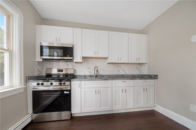 25 Sessions Street, Providence, RI 02906