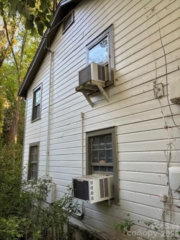 930 S Miller Street, Gastonia, NC 28052