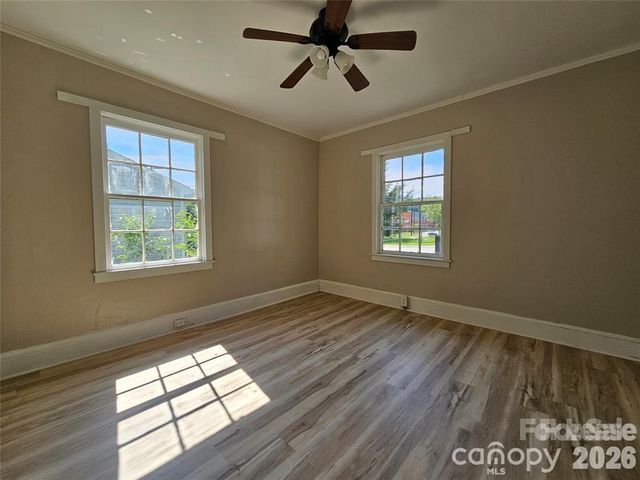 930 S Miller Street, Gastonia, NC 28052