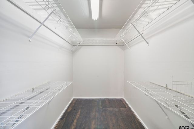 107 N Rainbow Dr, Whitehouse, TX 75791