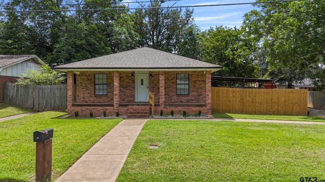 107 N Rainbow Dr, Whitehouse, TX 75791