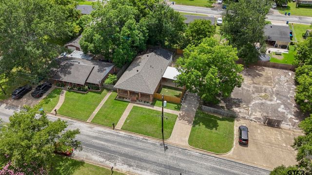 107 N Rainbow Dr, Whitehouse, TX 75791