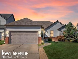 26323 Rosebriar Drive, Chesterfield Twp, MI 48051