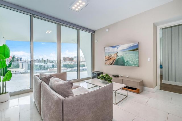 16901 Collins Avenue 903, Sunny Isles Beach, FL 33160