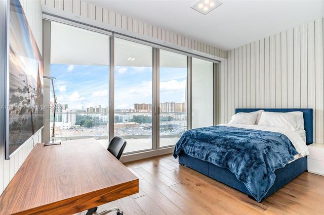 16901 Collins Avenue 903, Sunny Isles Beach, FL 33160