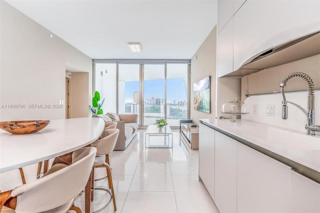 16901 Collins Avenue 903, Sunny Isles Beach, FL 33160