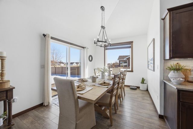 3839 Reserve Drive E, West Fargo, ND 58078