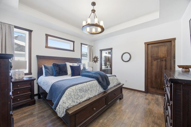 3839 Reserve Drive E, West Fargo, ND 58078