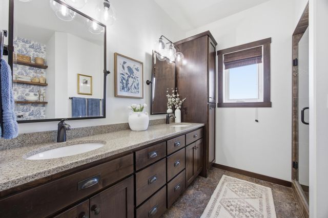 3839 Reserve Drive E, West Fargo, ND 58078