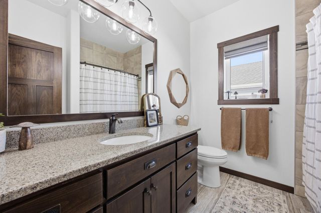 3839 Reserve Drive E, West Fargo, ND 58078