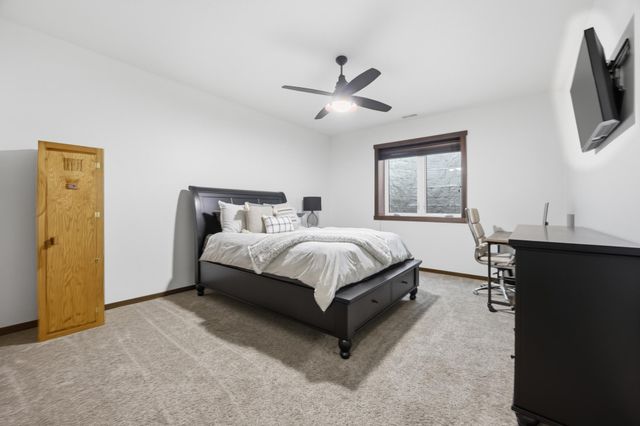 3839 Reserve Drive E, West Fargo, ND 58078