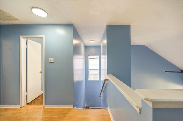 10338 Timberloch Drive, Houston, TX 77070