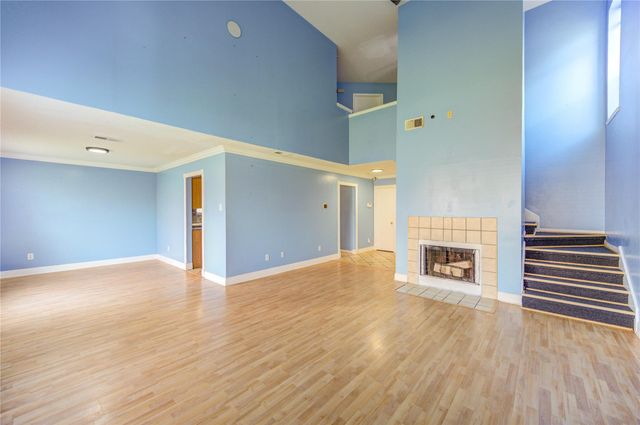 10338 Timberloch Drive, Houston, TX 77070