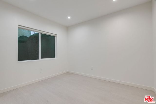 8710 S Chalmers Street, Los Angeles, CA 90035