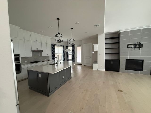 8016 Sunflower Lane, Dallas, TX 75252