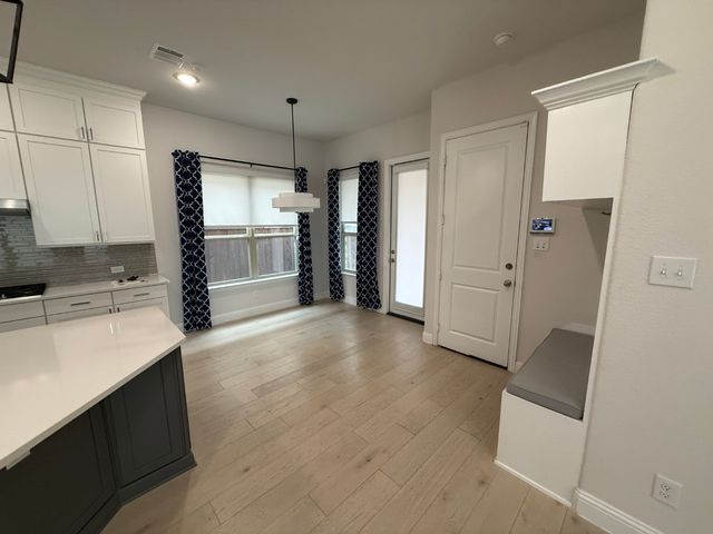 8016 Sunflower Lane, Dallas, TX 75252