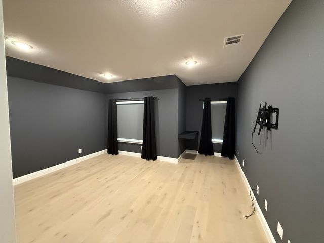 8016 Sunflower Lane, Dallas, TX 75252