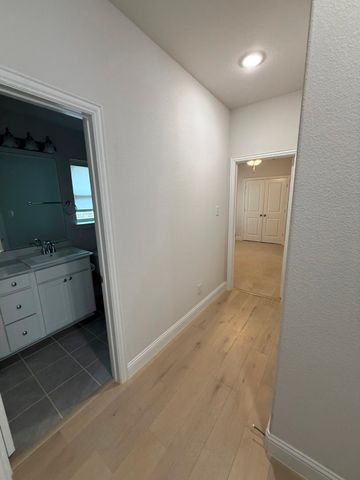8016 Sunflower Lane, Dallas, TX 75252