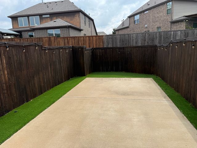 8016 Sunflower Lane, Dallas, TX 75252