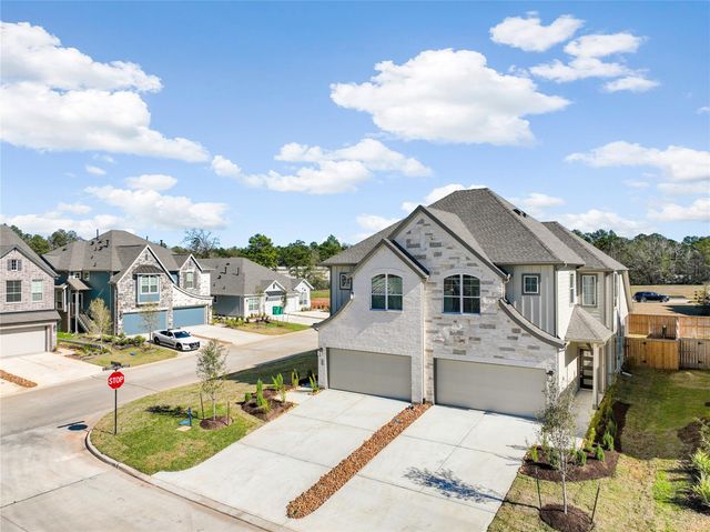 607 Silver Pear Ct, Montgomery, TX 77316