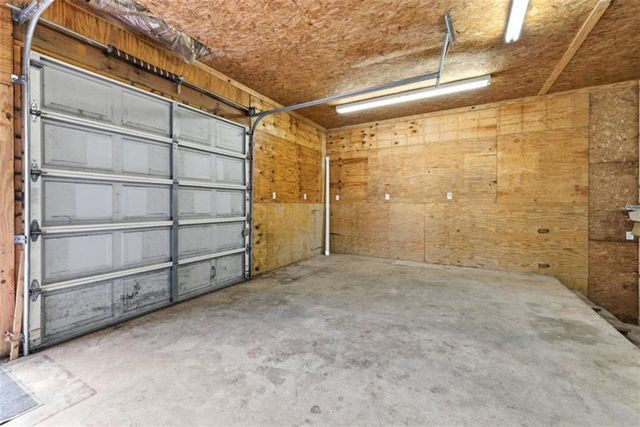949 Smallwood Drive, Commerce, GA 30529