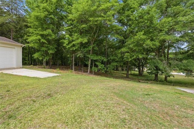 949 Smallwood Drive, Commerce, GA 30529