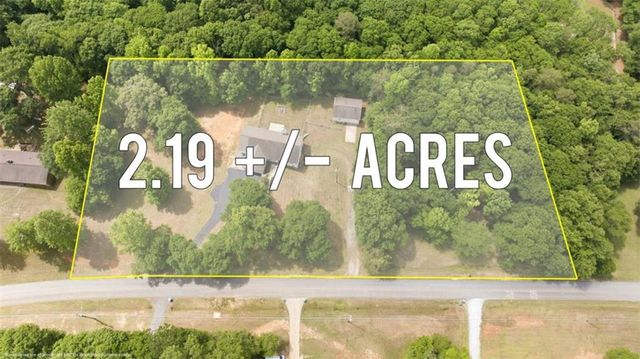 949 Smallwood Drive, Commerce, GA 30529