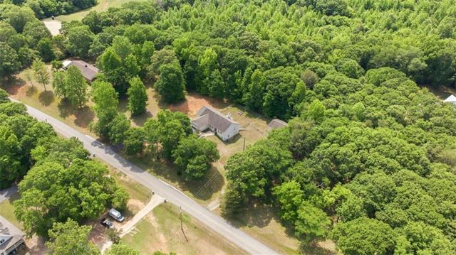 949 Smallwood Drive, Commerce, GA 30529