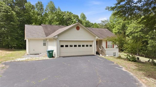 949 Smallwood Drive, Commerce, GA 30529