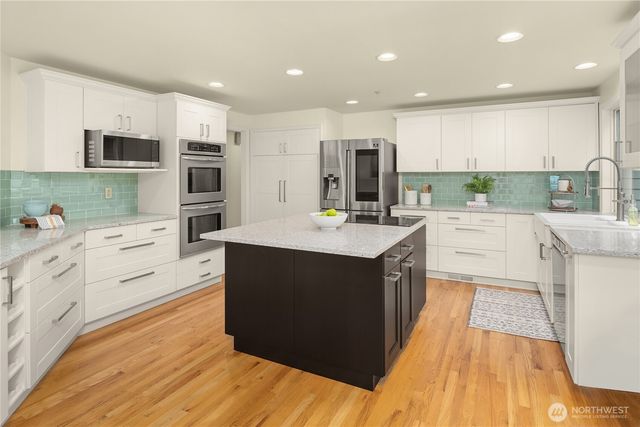 14220 SE 77th Street, Newcastle, WA 98059