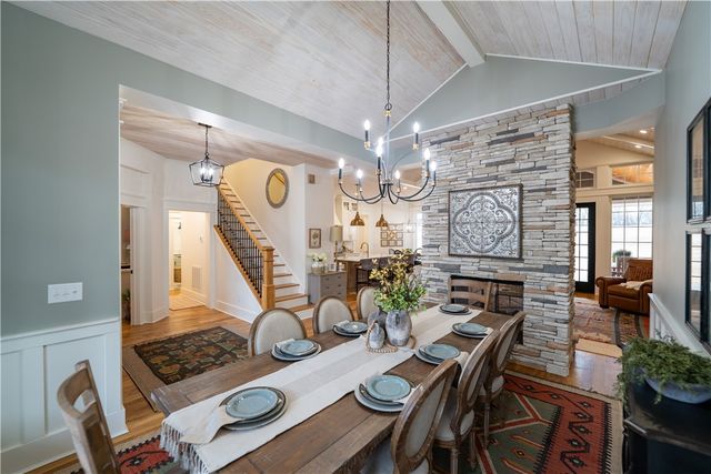 1819 Cross Creek Drive, Seneca, SC 29678