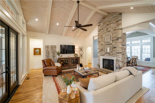 1819 Cross Creek Drive, Seneca, SC 29678