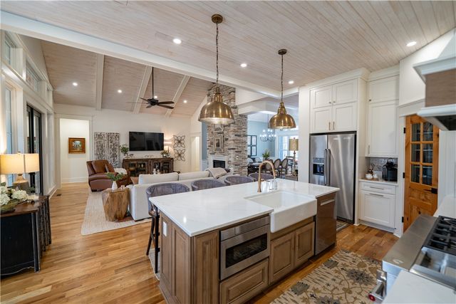 1819 Cross Creek Drive, Seneca, SC 29678