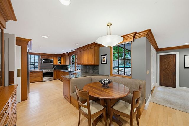 72 Beverly Road, Brookline, MA 02467